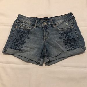 ☀️Aeropostale Midi Short with Stitching design